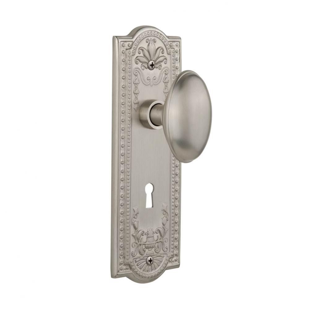Nostalgic Warehouse Meadows Plate with Keyhole Privacy Homestead Door Knob in Satin Nickel