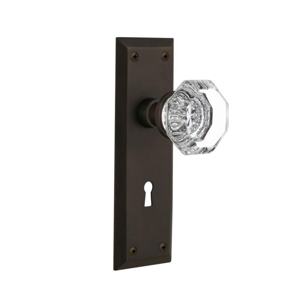 Nostalgic Warehouse New York Plate with Keyhole Privacy Waldorf Door Knob in Oil-Rubbed Bronze