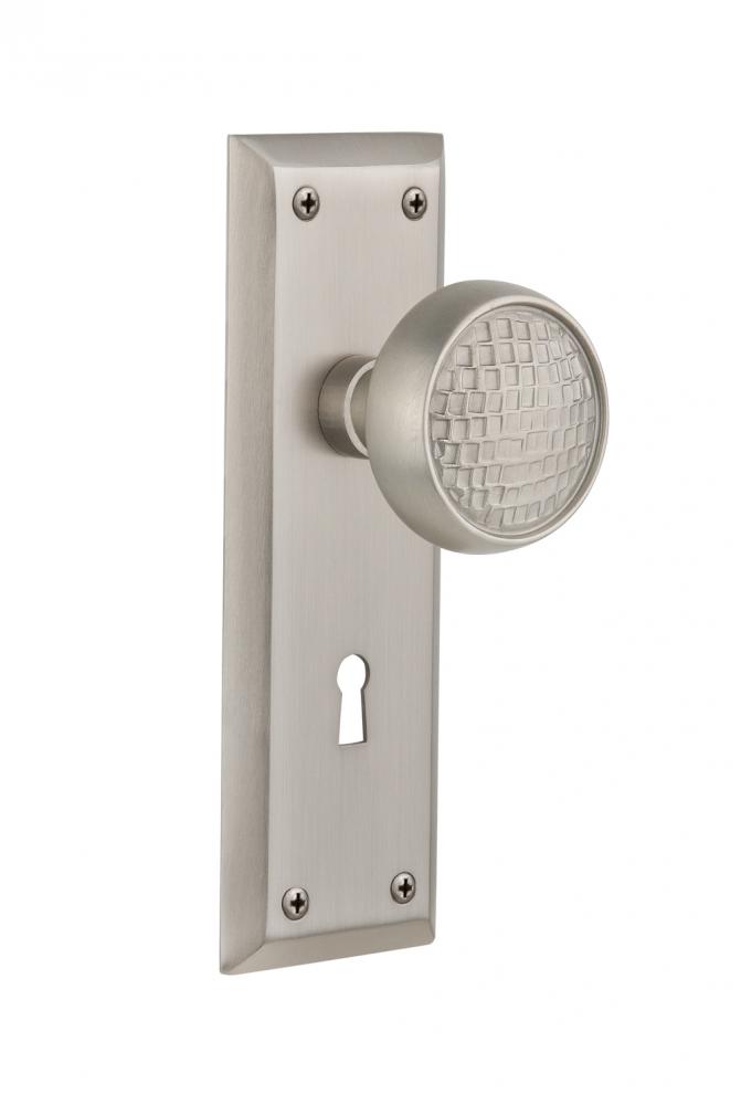 Nostalgic Warehouse New York Plate with Keyhole Passage Craftsman Door Knob in Satin Nickel