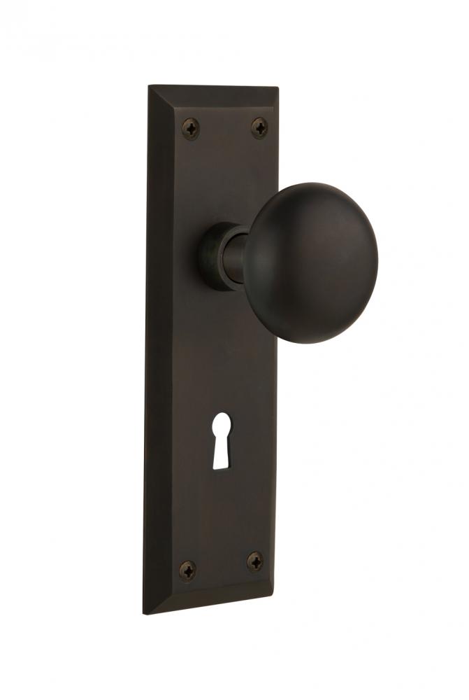 Nostalgic Warehouse New York Plate with Keyhole Privacy New York Door Knob in Oil-Rubbed Bronze