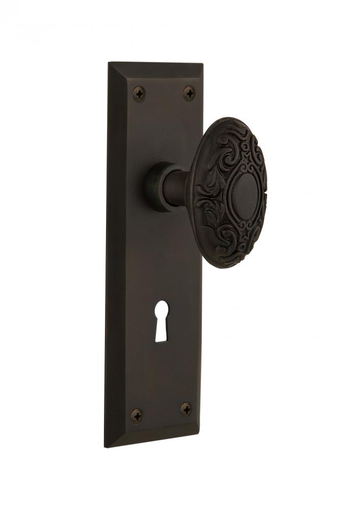 Nostalgic Warehouse New York Plate with Keyhole Privacy Victorian Door Knob in Oil-Rubbed Bronze