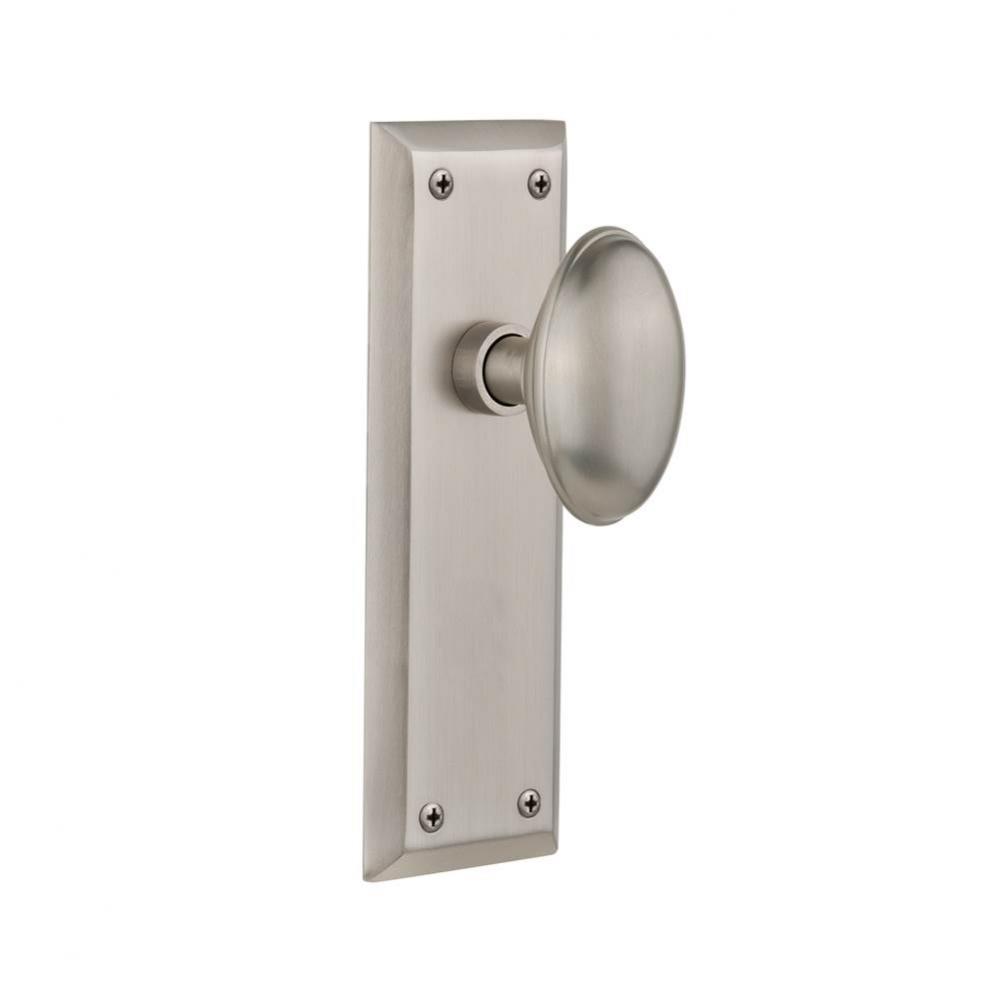 Nostalgic Warehouse New York Plate Privacy Homestead Door Knob in Satin Nickel