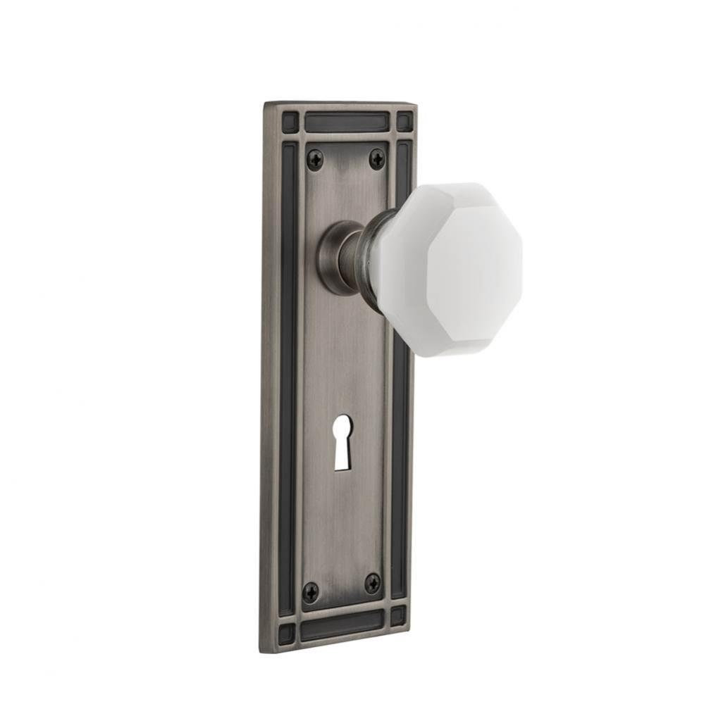 Nostalgic Warehouse Mission Plate with Keyhole Double Dummy Waldorf White Milk Glass Knob in Antiq