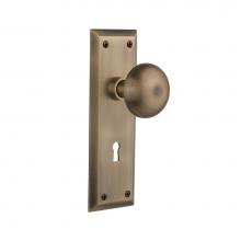 Nostalgic Warehouse 704549 - Nostalgic Warehouse New York Plate with Keyhole Double Dummy New York Door Knob in Antique Brass