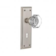 Nostalgic Warehouse 704606 - Nostalgic Warehouse New York Plate with Keyhole Privacy Waldorf Door Knob in Satin Nickel