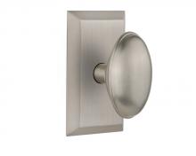 Nostalgic Warehouse 709786 - Nostalgic Warehouse Studio Plate Passage Homestead Door Knob in Satin Nickel