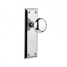 Nostalgic Warehouse 733120 - Nostalgic Warehouse New York Plate Privacy New York Door Knob in Bright Chrome