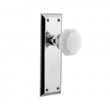 Nostalgic Warehouse 748142 - Nostalgic Warehouse New York Plate Passage Waldorf White Milk Glass Knob in Bright Chrome