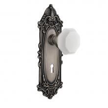 Nostalgic Warehouse 749453 - Nostalgic Warehouse Victorian Plate with Keyhole Privacy Waldorf White Milk Glass Knob in Antique