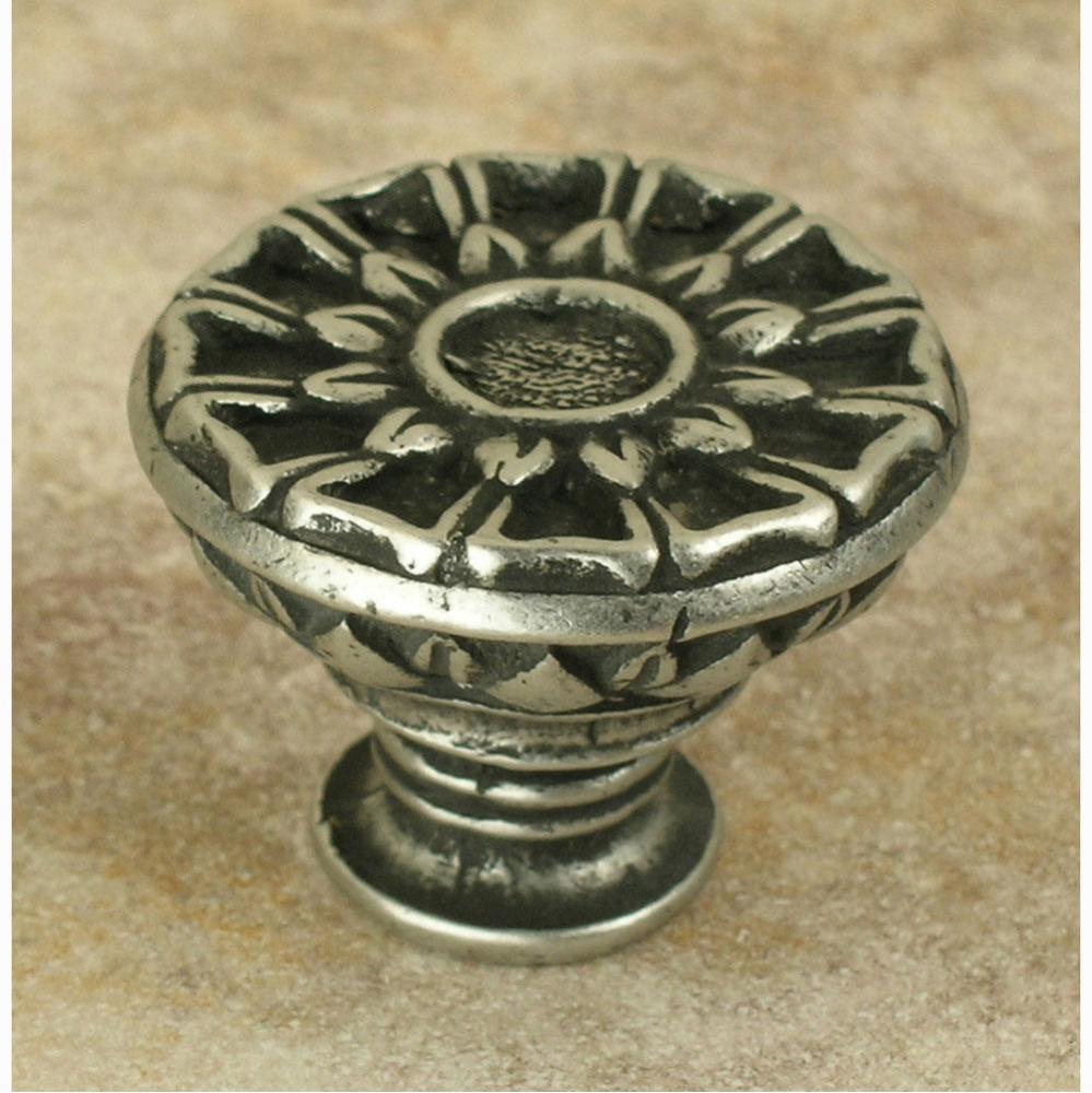 Corinthia large flat knob