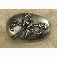 Anne At Home 239 - English ivy oval knob (LW 1036)