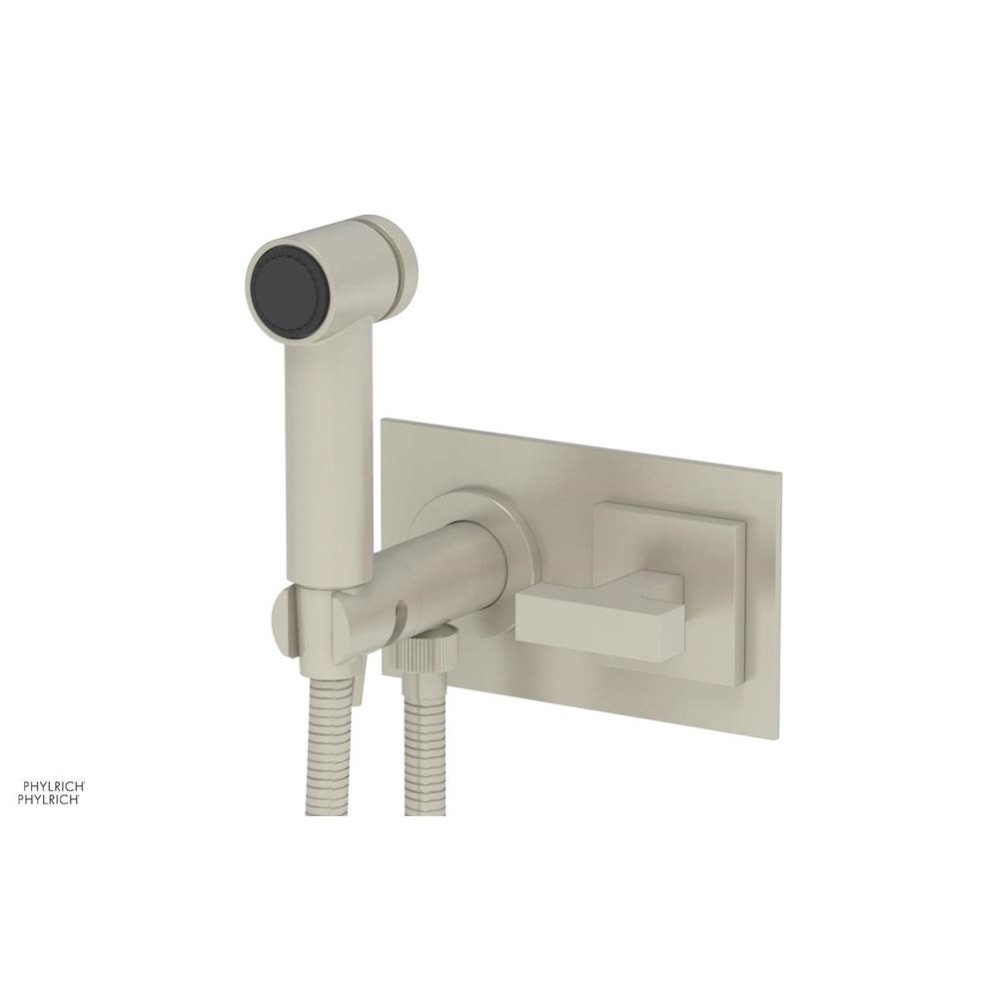 CROI - Wall Mounted Bidet - Lever Handle