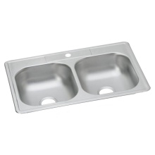 Elkay D233221 - Dayton Stainless Steel 33'' x 22'' x 6-9/16'' 1-Hole Equal Double Bo