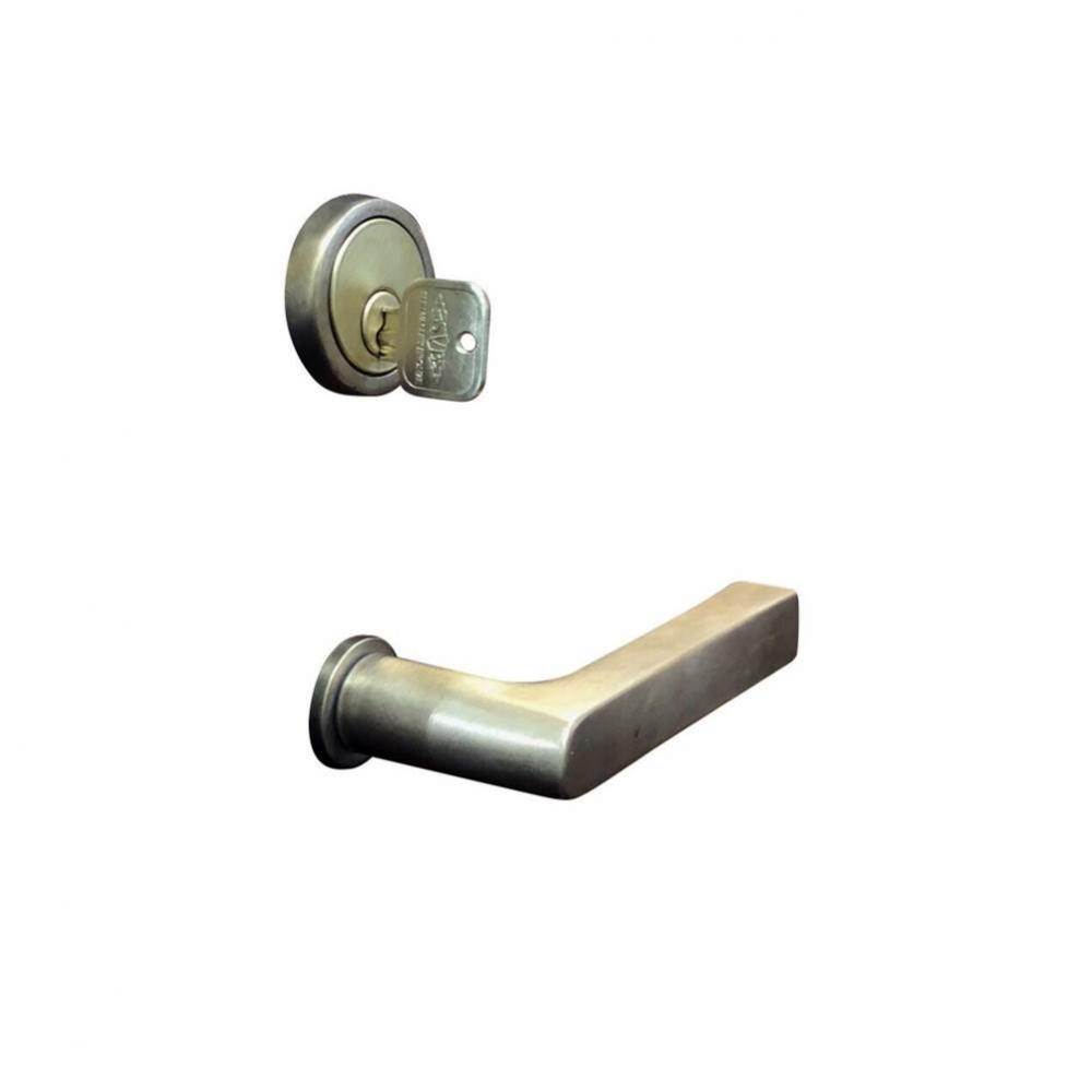 Double cylinder. Lever/knob x lever/knob mortise lock entry set. Sectional. Non-egress.