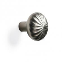 Sun Valley Bronze CK-430 - 1 3/8'' Giro round cabinet knob.
