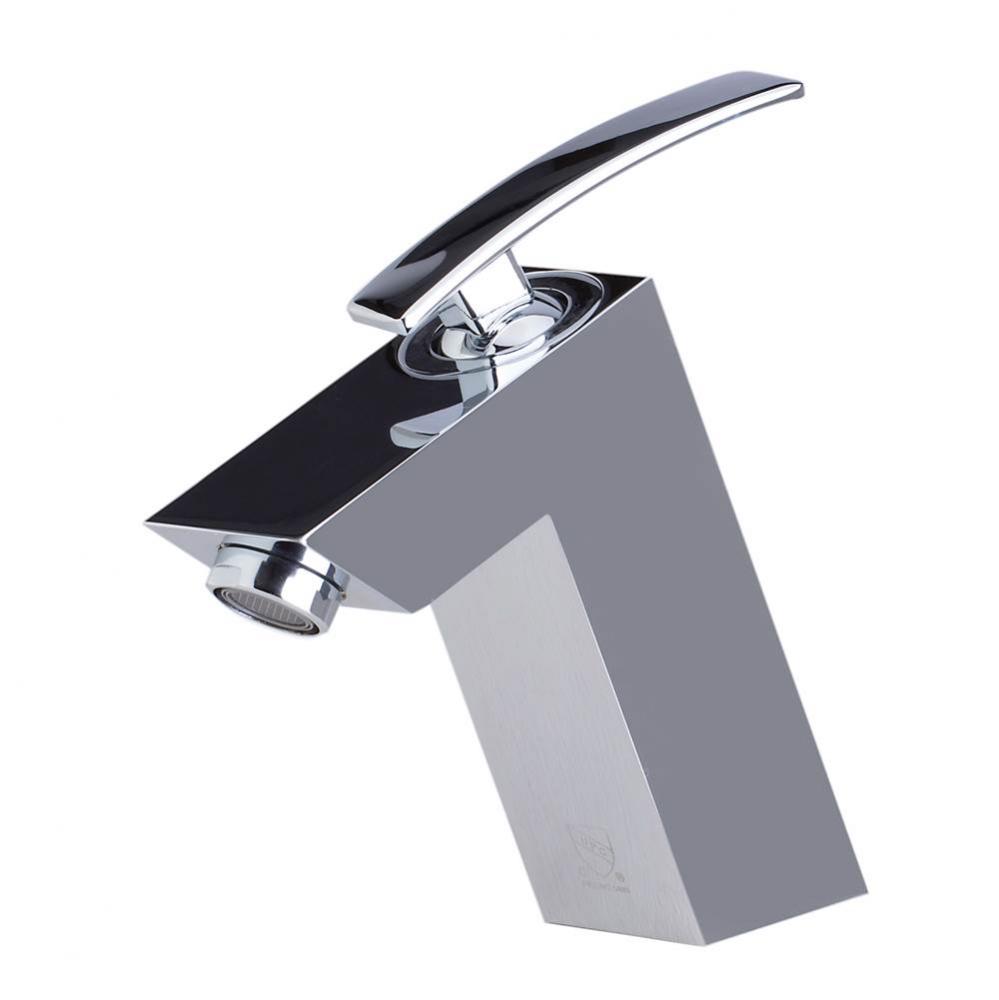 Polished Chrome Single Lever Bathroom Faucet