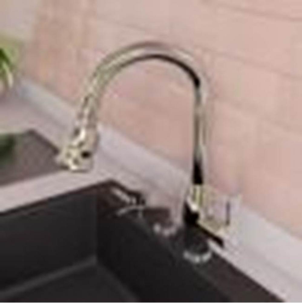 Polished Chrome Traditional Gooseneck Pull Down Kitchen Faucet