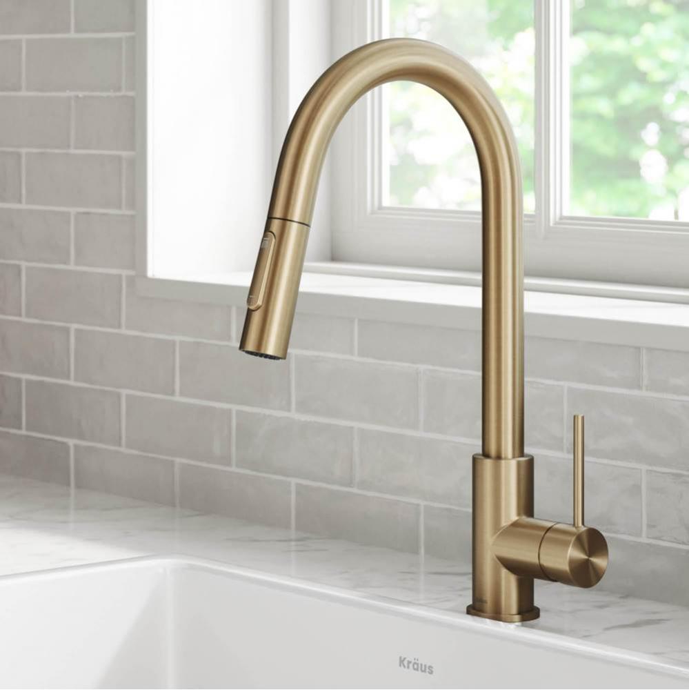 Oletto Contemporary Pull-Down Single Handle Kitchen Faucet in Brushed Gold