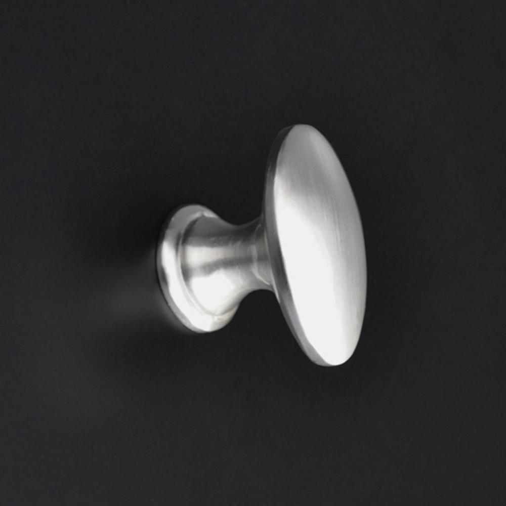 Oval knob 1 5/8''