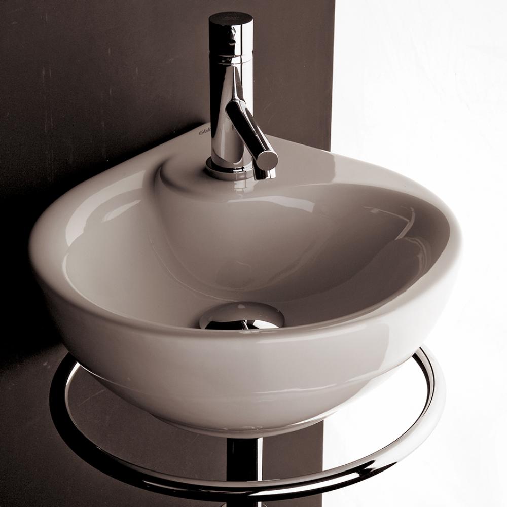 Wall-mount porcelain Bathroom Sink with one faucet hole and an overflow.