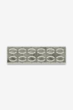 Waterworks 03-97891-47282 - Signet Solid with Tesserae Links Petite Double Border 6 1/2'' x 7 1/4'' in