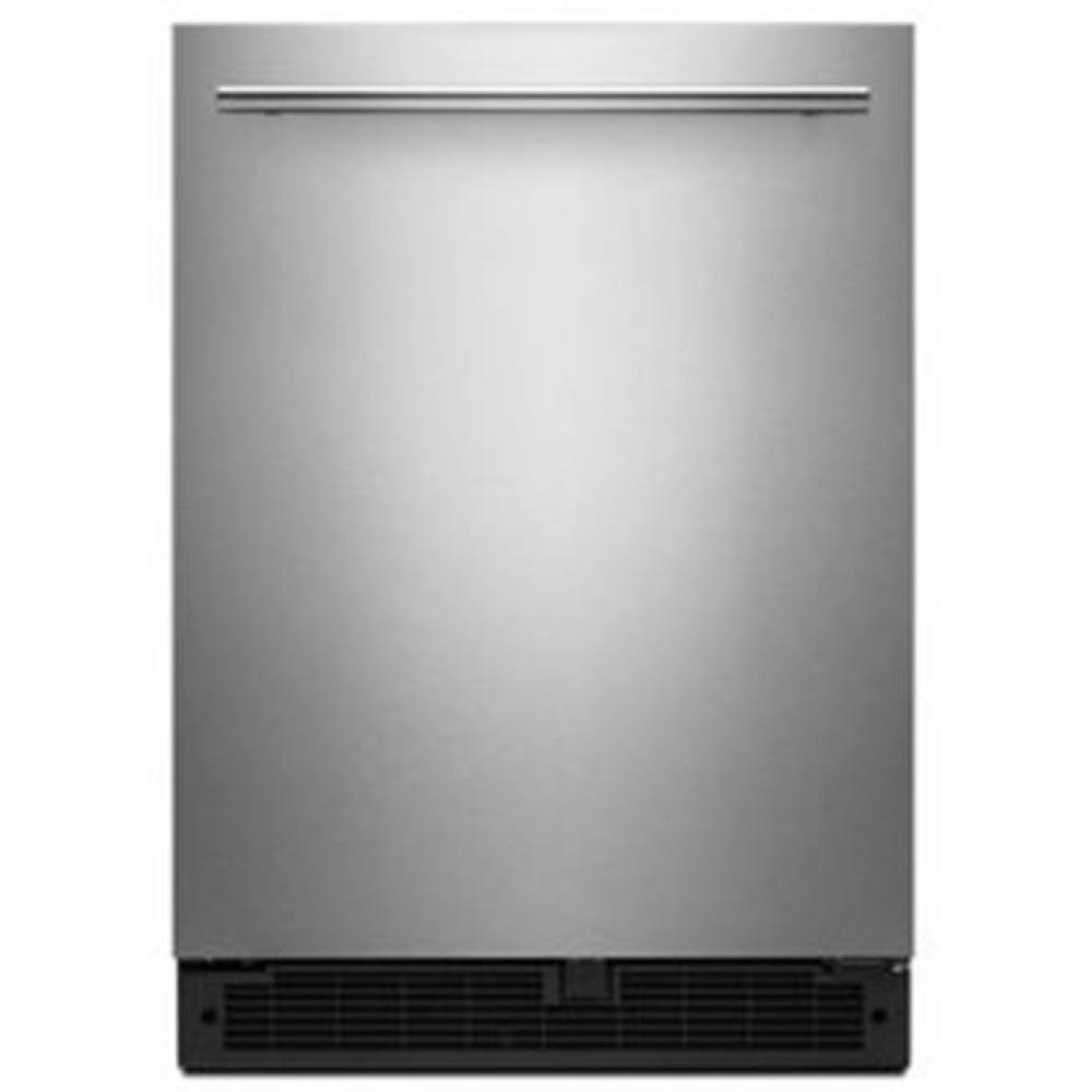 24-Inch Wide Undercounter Refrigerator With Towel Bar Handle - 5.1 Cu. Ft.