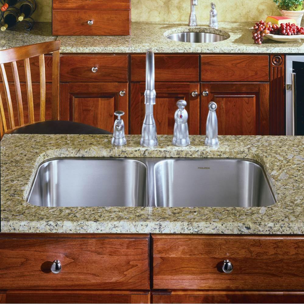 Undermount Stainless Steel 50/50 Double Bowl Kitchen Sink