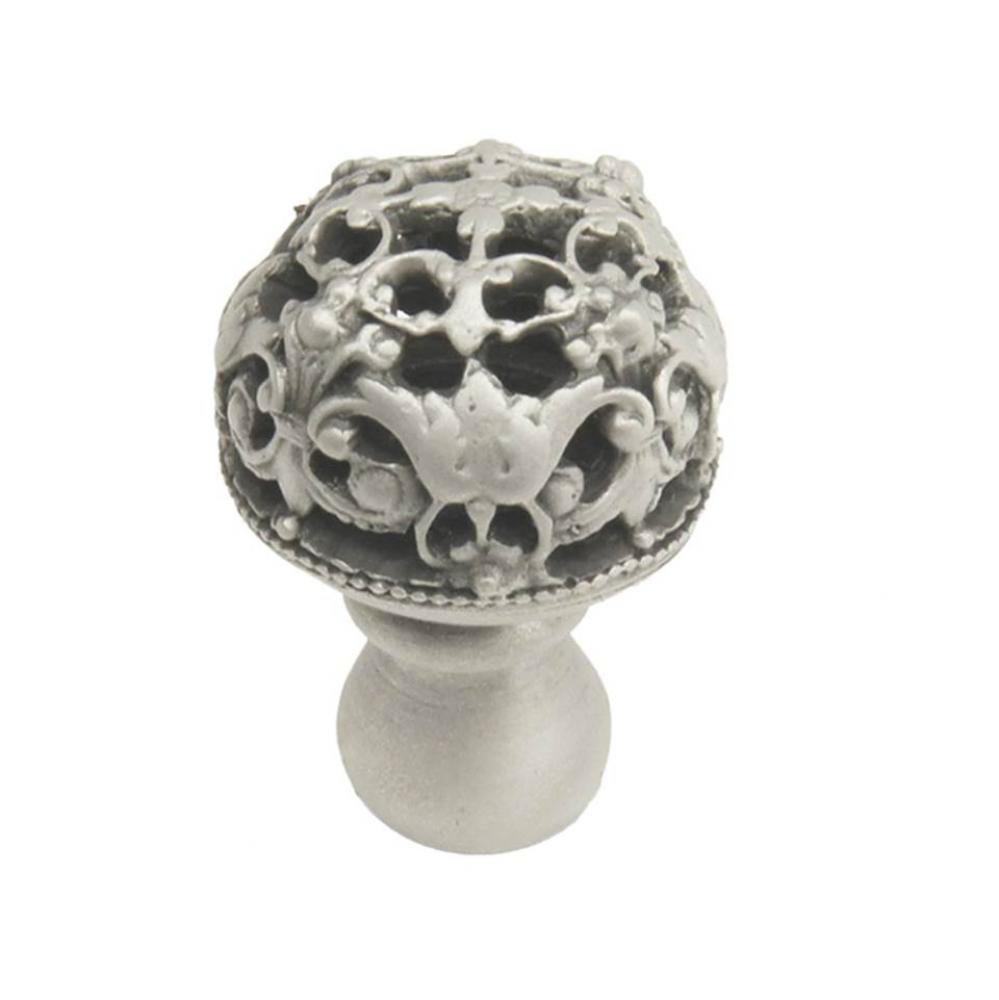 Juliane Grace Medium Knob Full Round