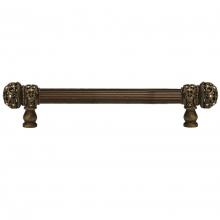 Carpe Diem Hardware 5700R-3 - Juliane Grace 6'' O.C. Approx w/ 5/8'' Reeded Center Long Pull Small Finial w/
