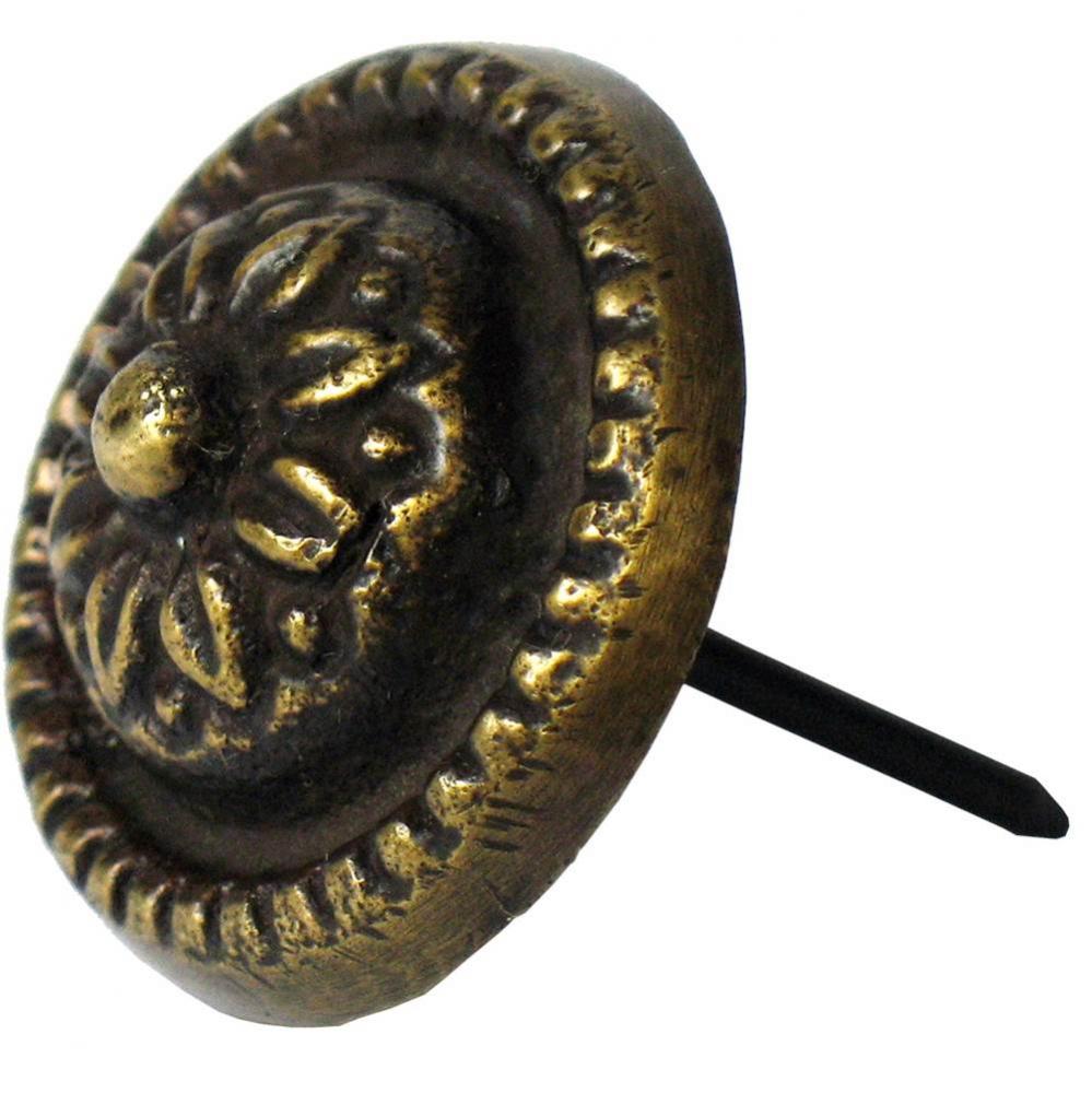 Round carved floral brass clavo w/ border