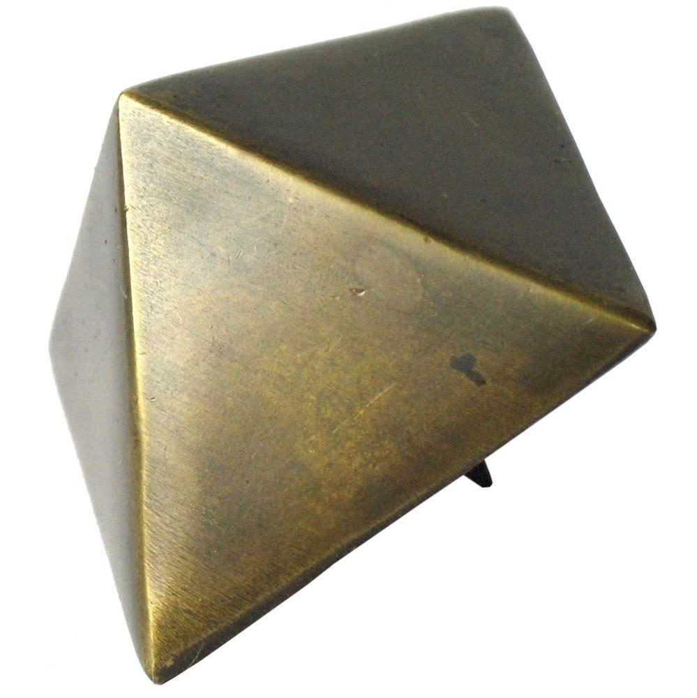 Pyramid brass clavo, 4-sided