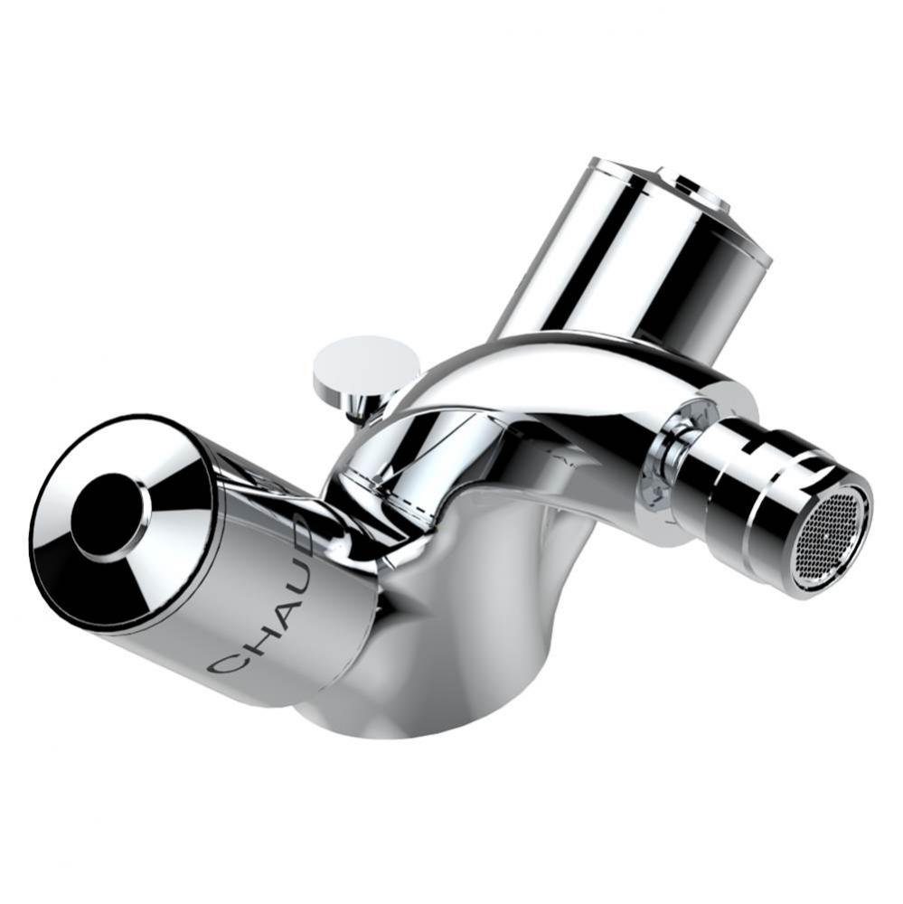 Single hole bidet faucet with drain