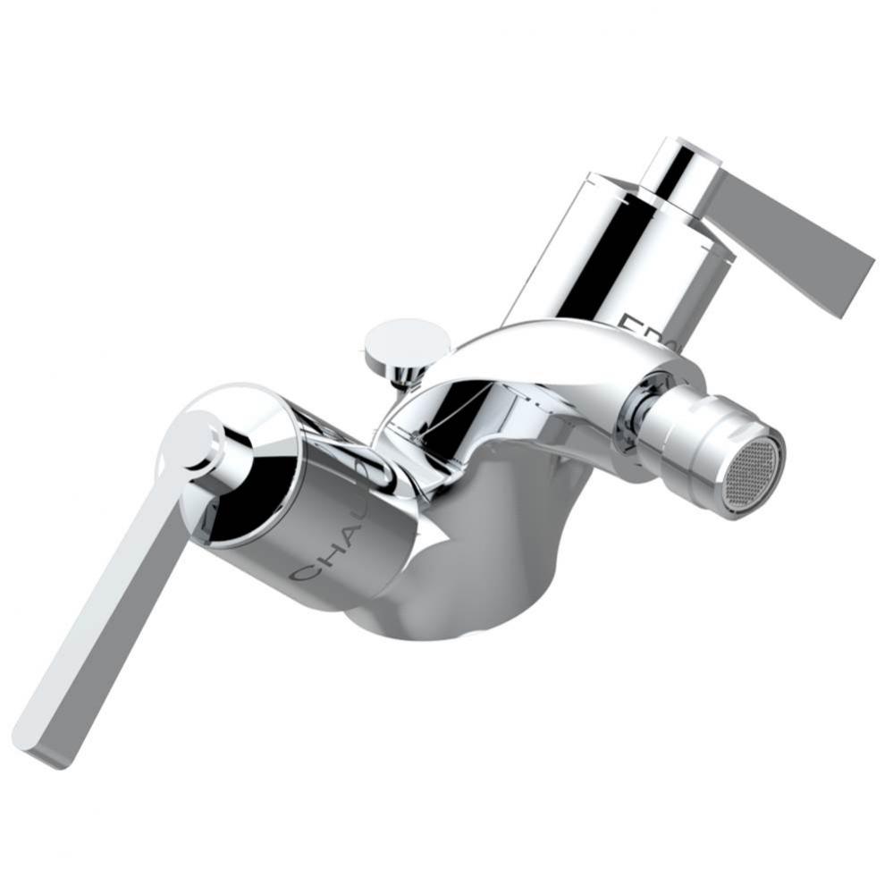 Single hole bidet faucet with drain