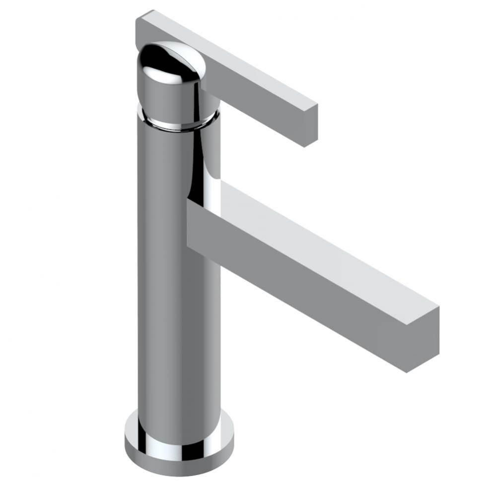 Single lever faucet with drain