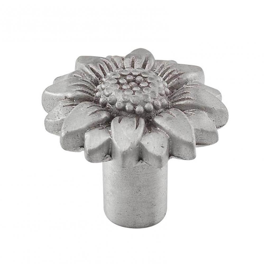 Carlotta, Knob, Large, Daisy, Satin Nickel