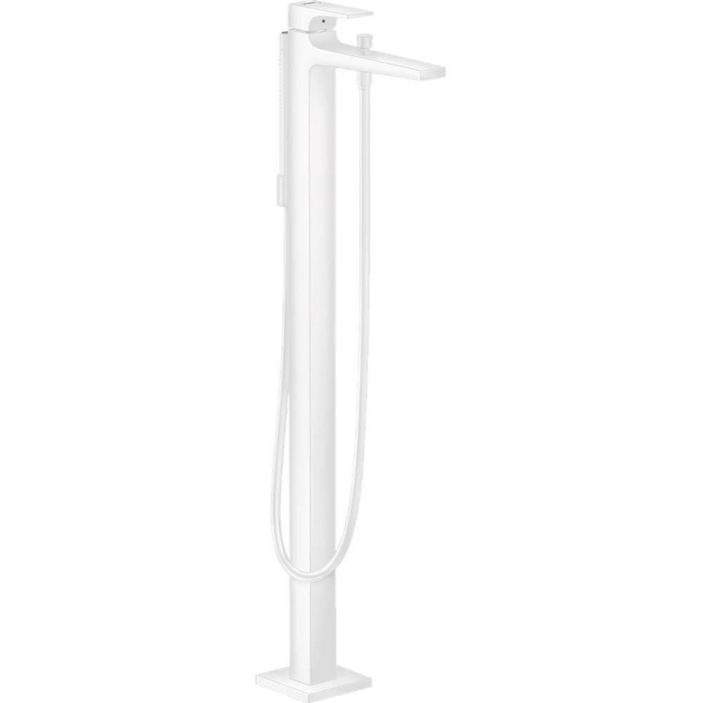 Closed Freestanding Tub Filler