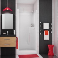 Maax Canada 140085-000-002-000 - SS32 32 x 33 AcrylX Alcove Center Drain One-Piece Shower in White