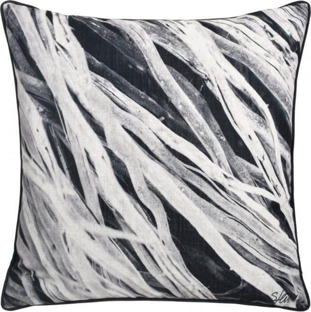 Emilia Pillow - 22''H x 22''W