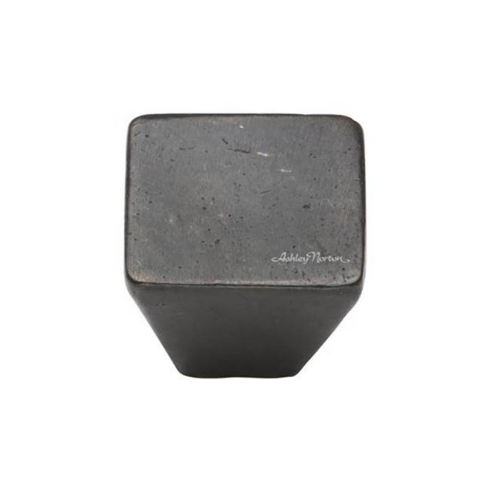 1 1/4'' Square Cone Knob