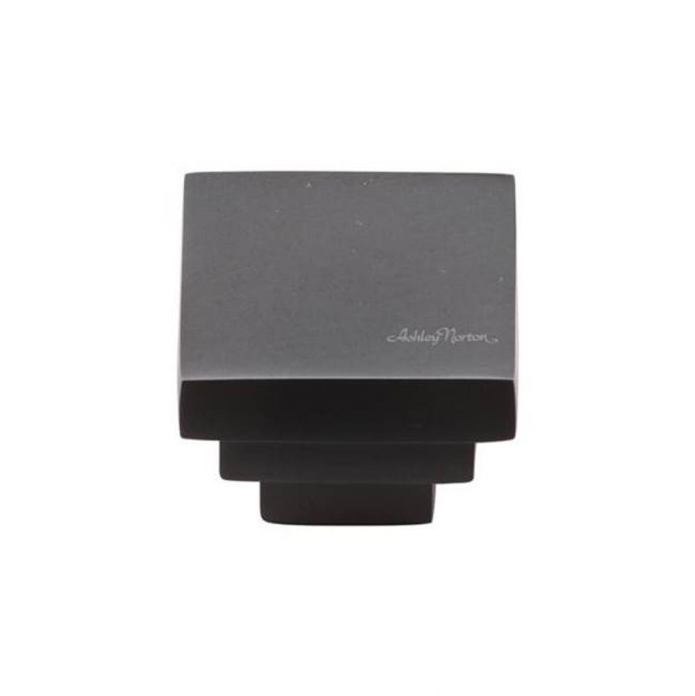 Square Step Knob 1 1/4''